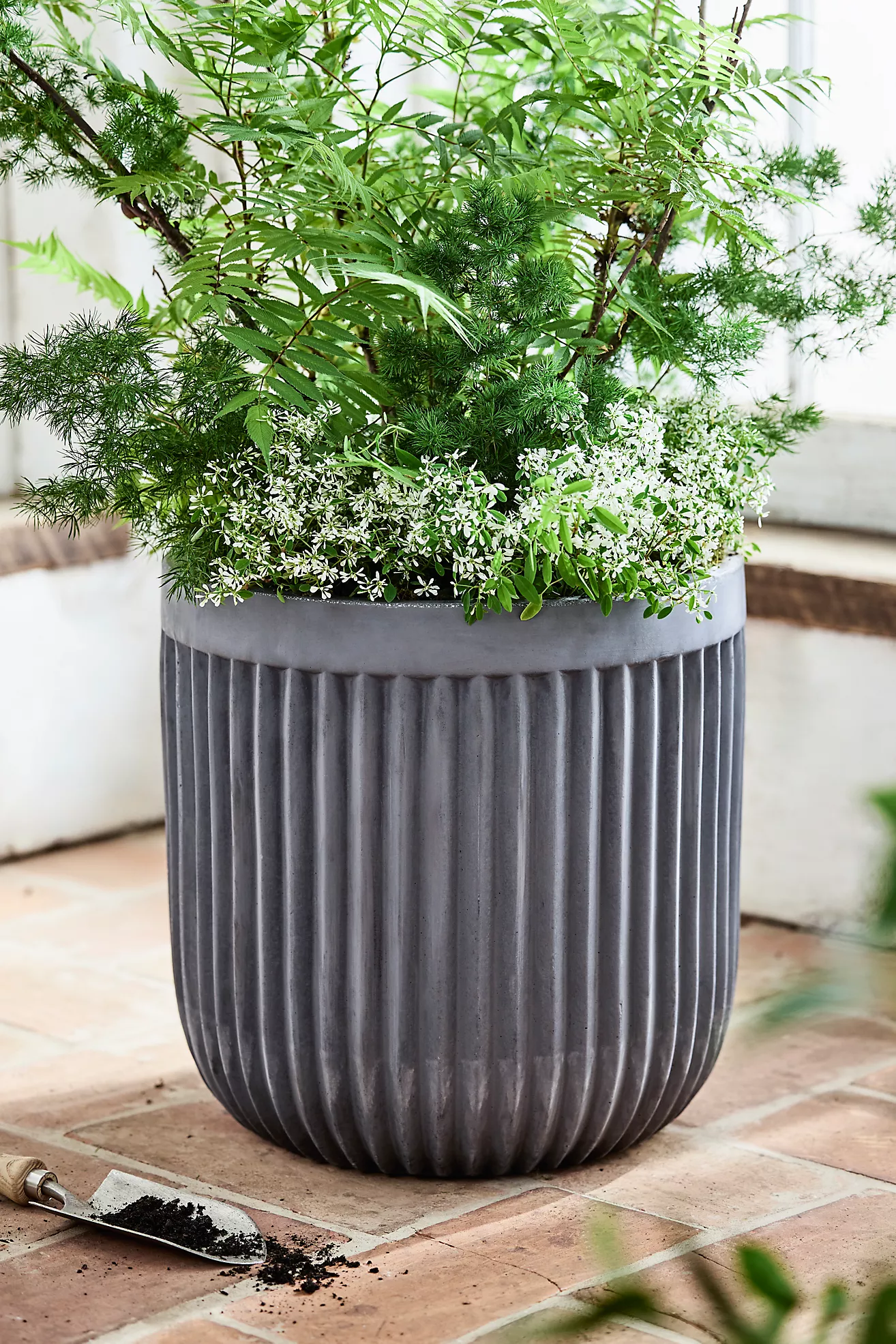 Fiber Concrete Barrel Pot, 16"