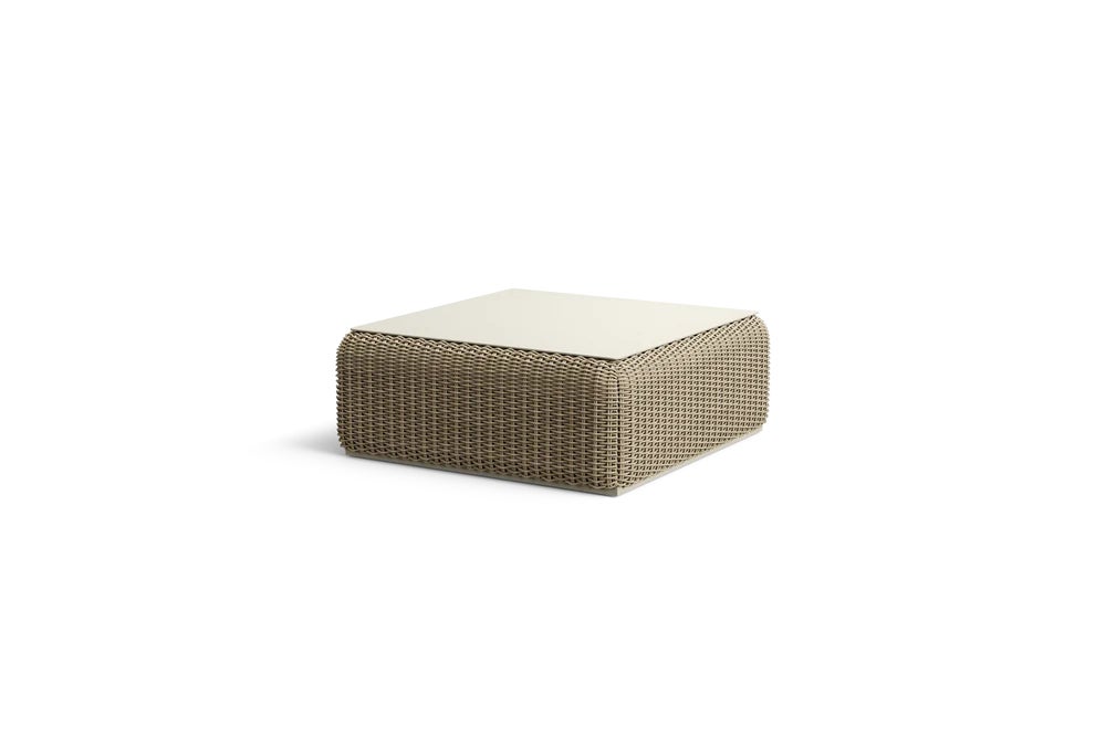 Roundabout Coffee Table in Natural Wicker
